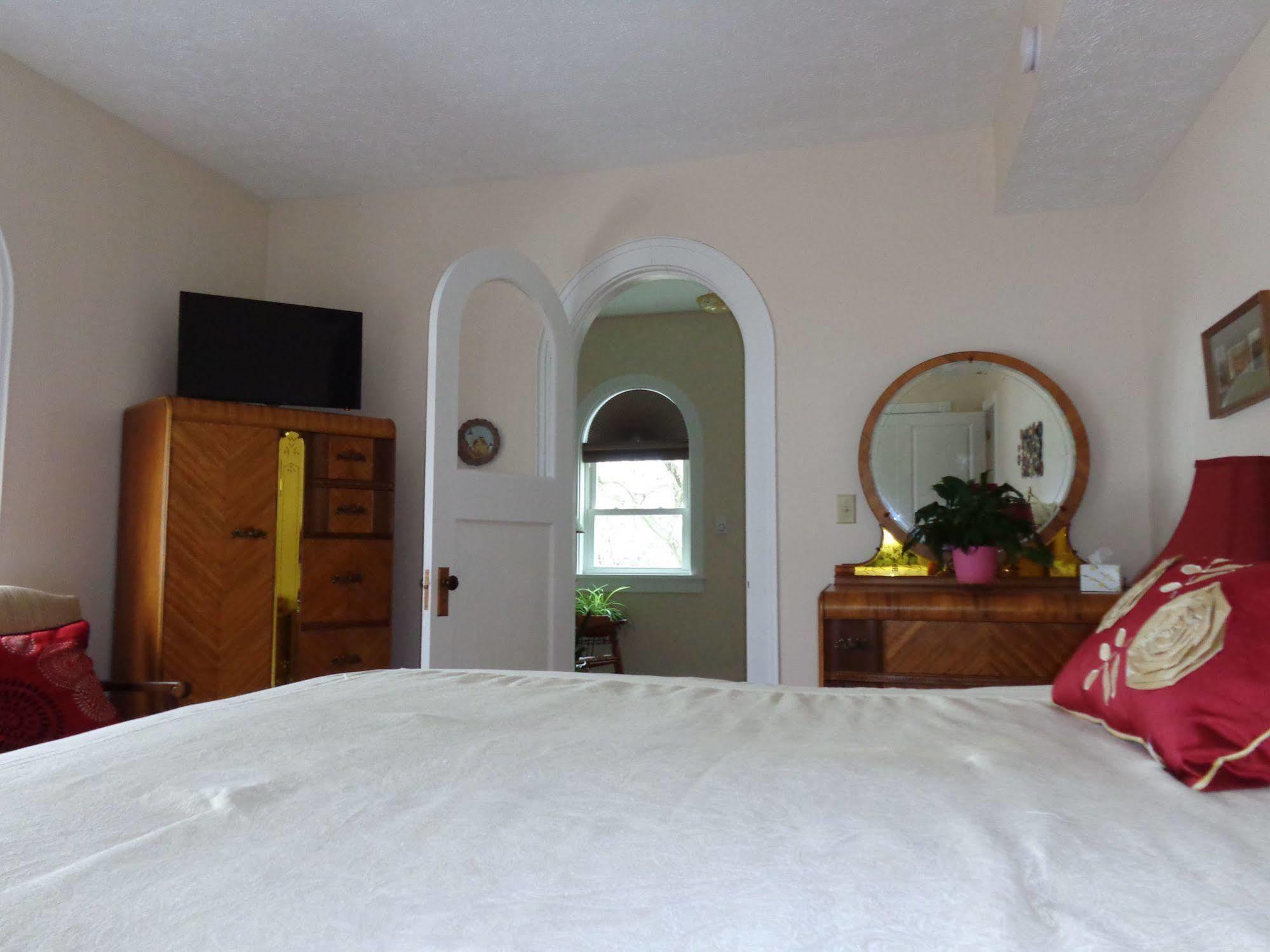 Connellsville Bed And Breakfast Exterior photo